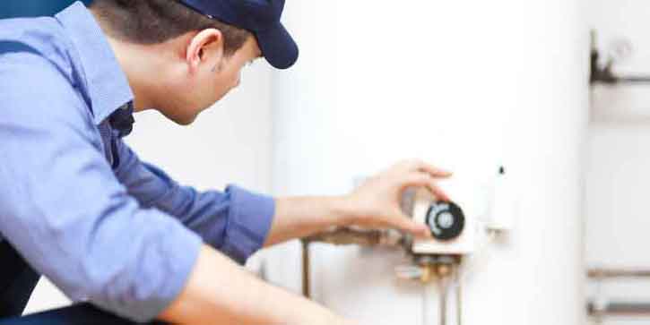 Call B.F. Mahn & Sons today to schedule tank water heater maintenance, repair or replacement!